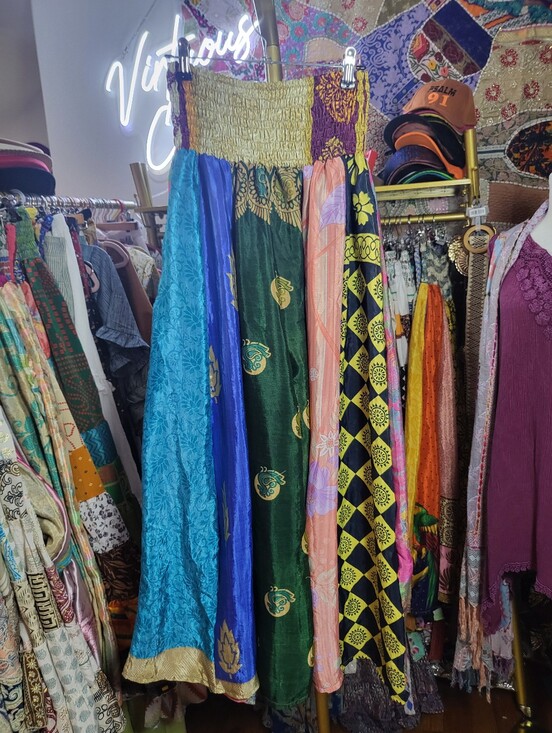 POL Dresses & Skirts - ✨️104 POL Boho Multicolor Maxi Skirt with Smocked Waist